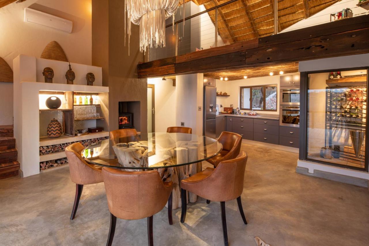 Royal Madikwe Luxury Safari Lodge Ramotshere Moiloa Extérieur photo
